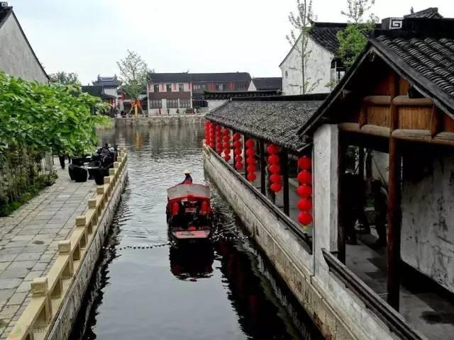 “霸总”勾住中老年人，父母沉迷看网络小说，爹妈沉迷于网络小说怎么办?游戏画面